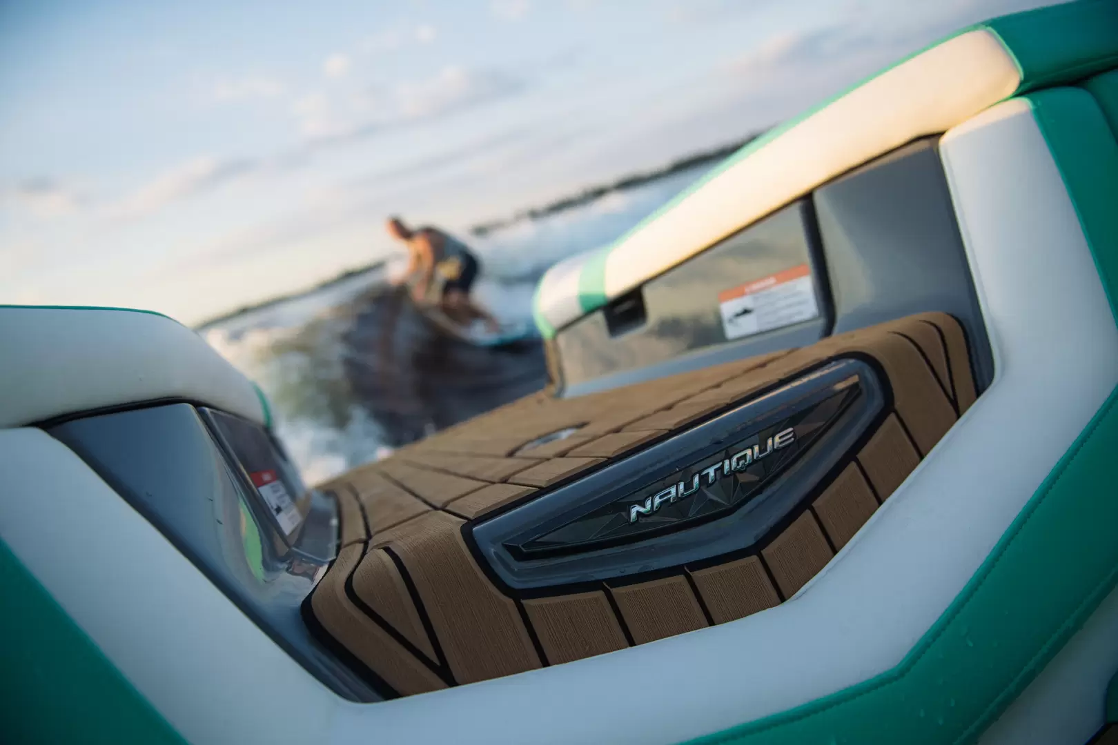 Nautique G25