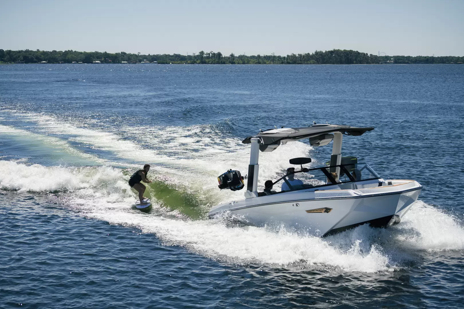 Nautique G23