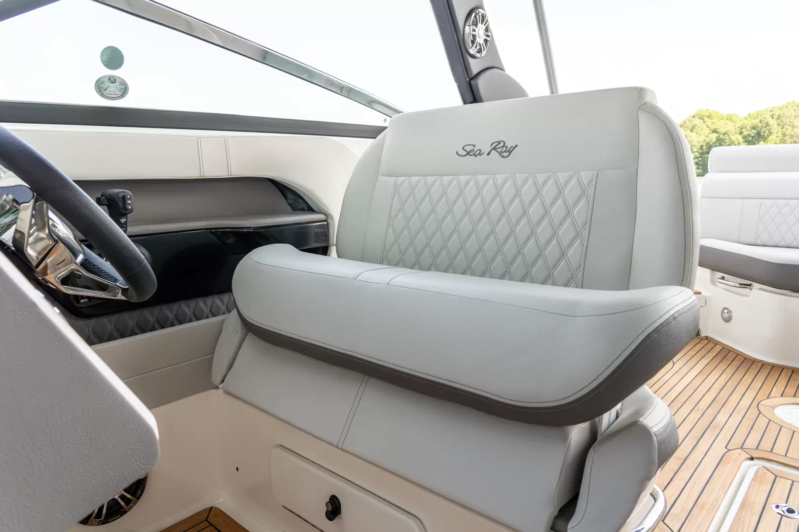 Sea Ray SLX-280