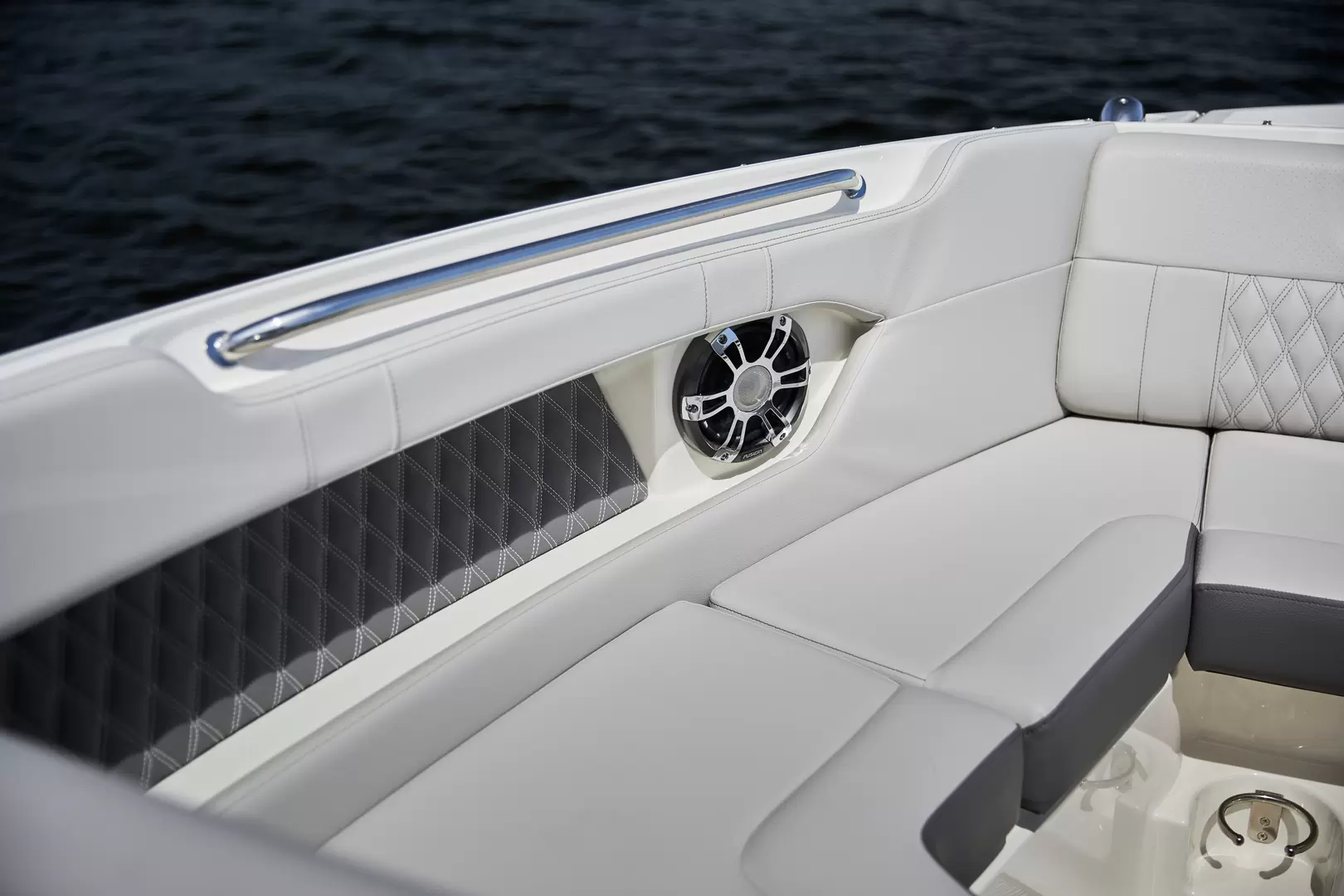Sea Ray SLX250
