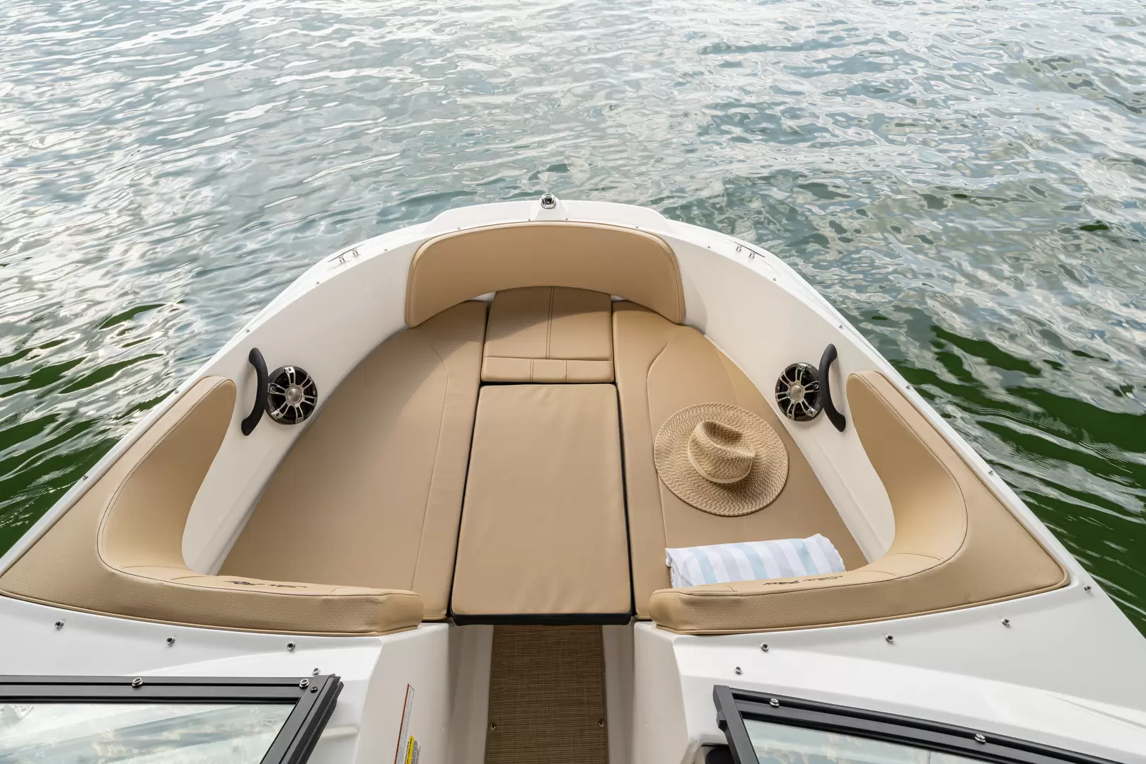 Sea Ray SPX 210