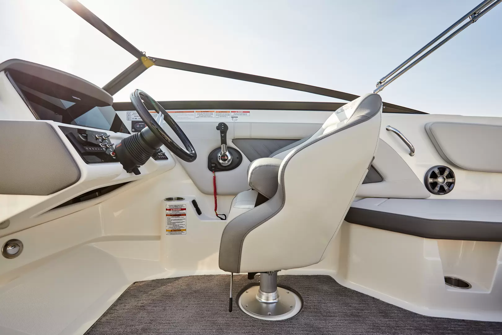 Sea Ray SPX230