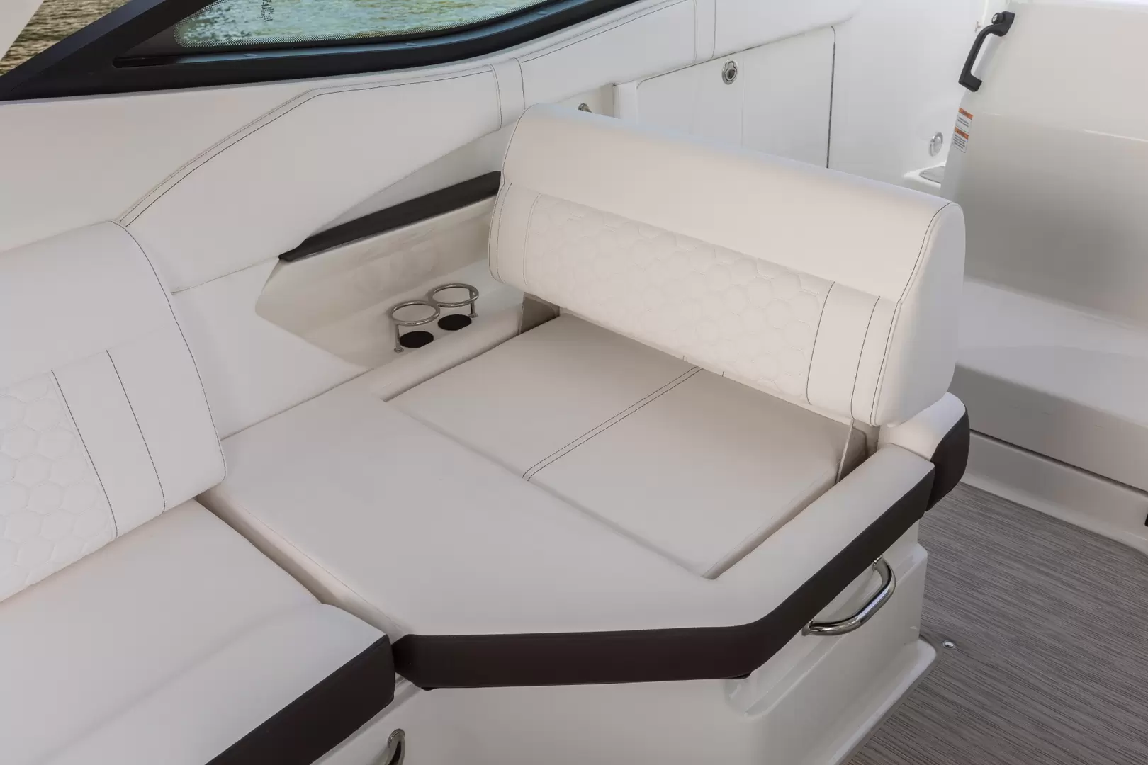 Sea Ray Sundancer 320