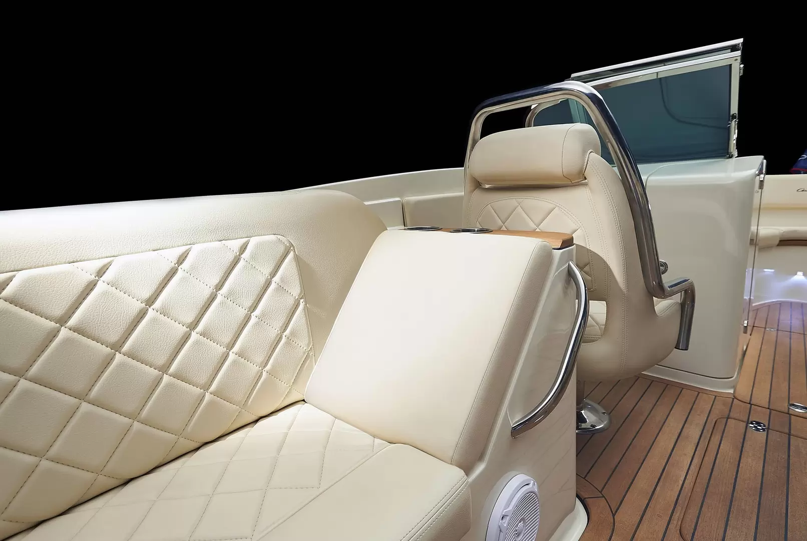 Chris Craft Launch 27